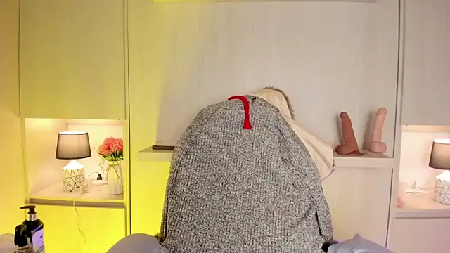 Snapshot of LexxaQueen chatting on 23, 12, 2025 LexxaQueen online show from 23, 12, 2025