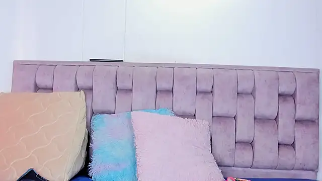 Alexa-Hunter online show from 11, 4, 2026