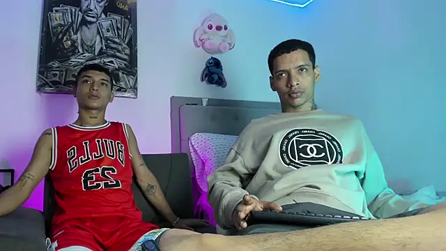 twinkDuohot online show from 15, 7, 2026