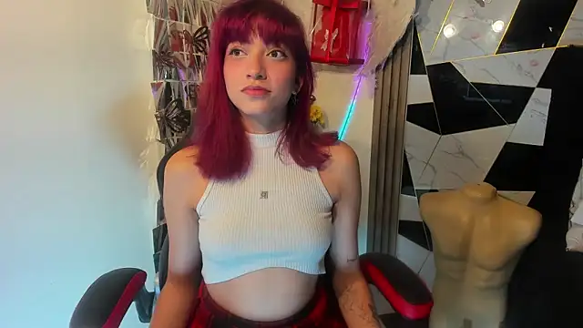 Snapshot of sophia_arevalo chatting on 15, 5, 2026 sophia arevalo online show from 15, 5, 2026