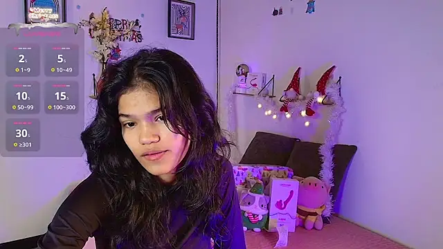 emycarver09 online show from 6, 11, 2025