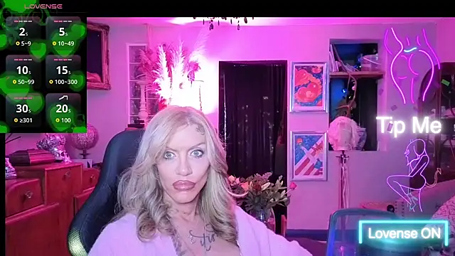 Snapshot of xl_uk_top_trans chatting on 2, 4, 2026 xl uk top trans online show from 2, 4, 2026