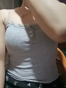 LucyyLy online show from 2, 8, 2026