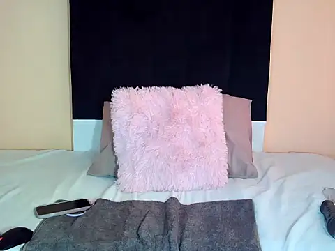 freakynyashXxXx online show from 27, 3, 2026