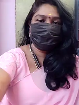 Snapshot of Tamil_Azhaghi25 chatting on 18, 12, 2025 Tamil Azhaghi25 online show from 18, 12, 2025