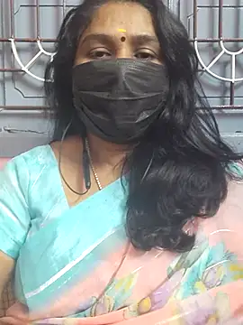 Snapshot of Tamil_Azhaghi25 chatting on 20, 12, 2025 Tamil Azhaghi25 online show from 20, 12, 2025