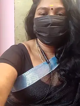 Snapshot of Tamil_Azhaghi25 chatting on 17, 1, 2026 Tamil Azhaghi25 online show from 17, 1, 2026