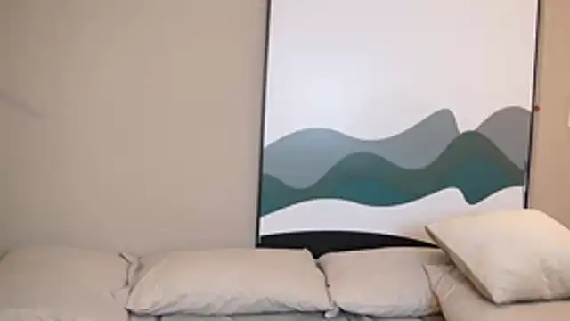 Snapshot of Tayler_Kim chatting on 19, 10, 2025 Tayler Kim online show from 19, 10, 2025