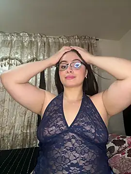 Tayler Kim online show from 24, 4, 2026