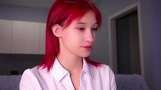 Snapshot of Likalense chatting on 24, 9, 2025 Likalense online show from 24, 9, 2025