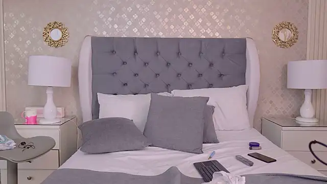 Snapshot of ZoeWilliis chatting on 28, 7, 2026 ZoeWilliis online show from 28, 7, 2026