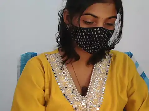 Hott Noor online show from 11, 11, 2025