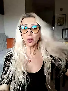 Snapshot of _sexyBLONDE46_ chatting on 4, 2, 2026 sexyBLONDE46 online show from 4, 2, 2026