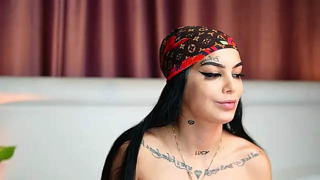 Snapshot of KarsynJaydde chatting on 17, 11, 2025 KarsynJaydde online show from 17, 11, 2025