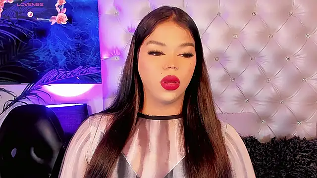 Valeria Swett  online show from 6, 6, 2026