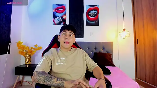 Nicolas James Sc online show from 9, 9, 2025