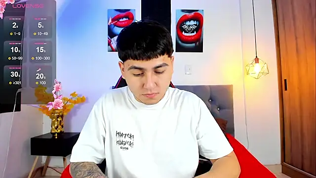 Nicolas James Sc online show from 9, 10, 2025