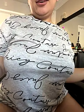 latina curvy22 online show from 23, 11, 2025