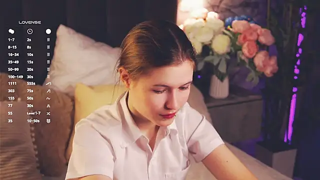 LynHillaire online show from 25, 4, 2026