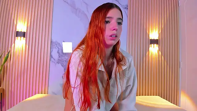 Snapshot of Alana_333 chatting on 14, 11, 2025 Alana 333 online show from 14, 11, 2025