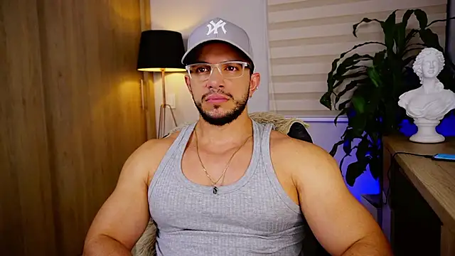 Snapshot of Erick_Thompsonx chatting on 5, 3, 2026 Erick Thompsonx online show from 5, 3, 2026