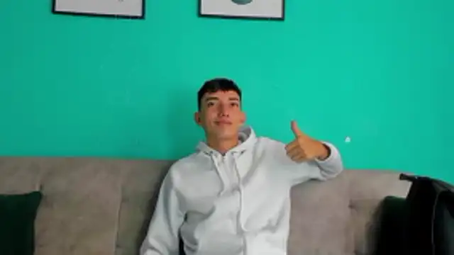 Maikol Ortiz online show from 17, 4, 2026