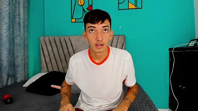 Maikol Ortiz online show from 23, 4, 2026