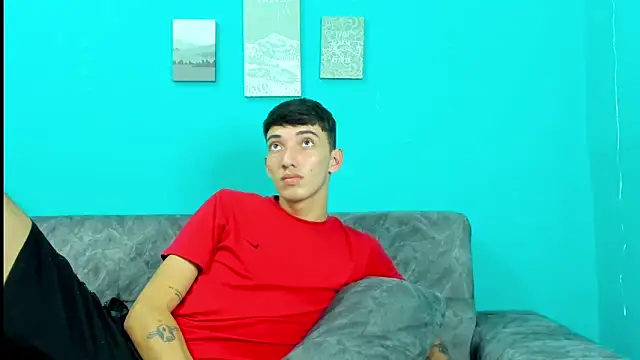 Maikol Ortiz online show from 28, 4, 2026