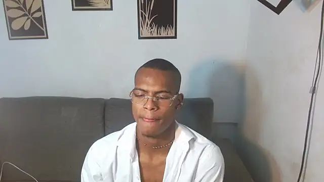 criss zuri online show from 26, 9, 2025