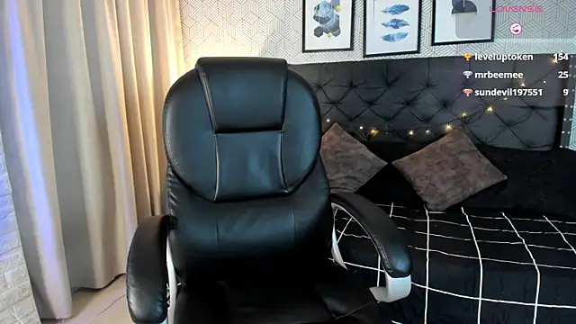 sophie  blare online show from 10, 2, 2026