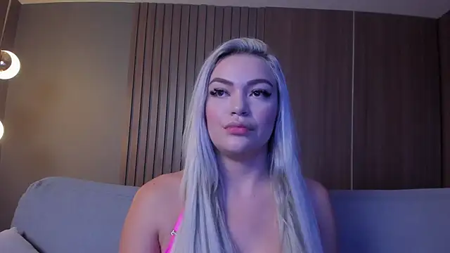 milaowens online show from 22, 1, 2025