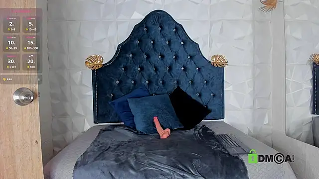 Snapshot of _mia_milf_ chatting on 14, 9, 2025 mia milf online show from 14, 9, 2025