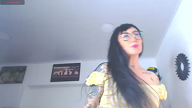 Vicky hotmilf online show from 21, 7, 2026