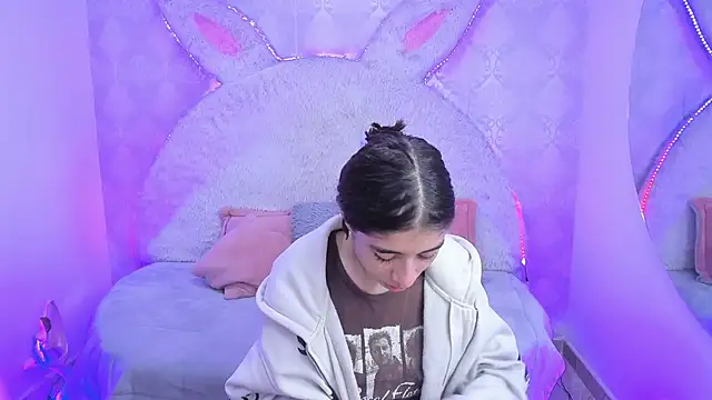 Gaby louse online show from 30, 3, 2026