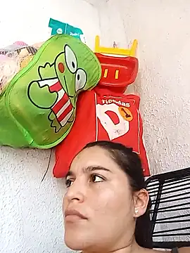 chloe 90 online show from 5, 11, 2025