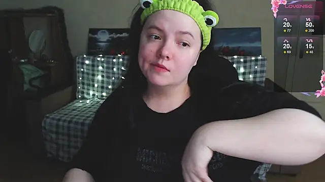 EmillyBones online show from 21, 12, 2025