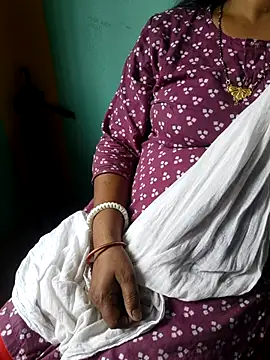 desi boudi87 online show from 27, 4, 2026