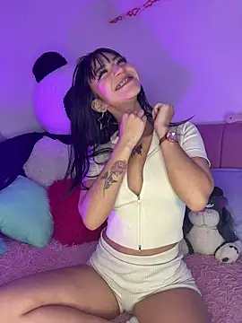 LindaWz  online show from 28, 4, 2026