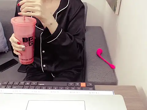 Funnygirl 9x online show from 8, 2, 2026