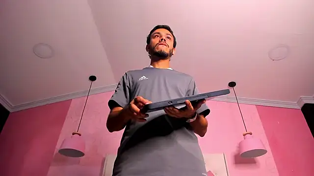 Boss Domiinator online show from 25, 2, 2026