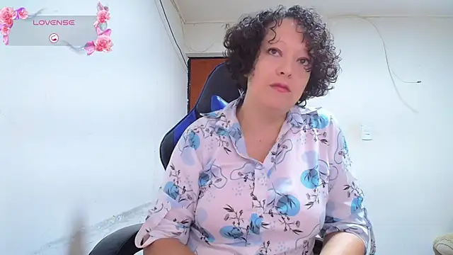 Snapshot of Miss_Oriana chatting on 27, 10, 2025 Miss Oriana online show from 27, 10, 2025