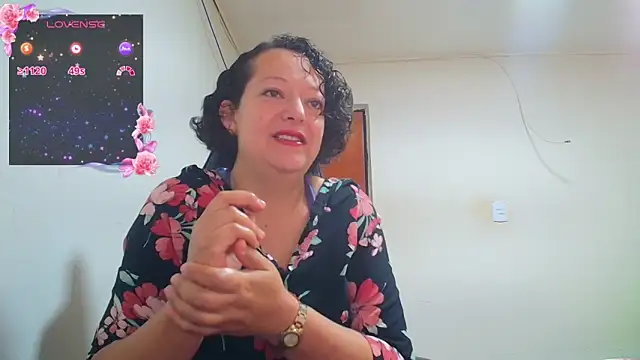 Snapshot of Miss_Oriana chatting on 21, 11, 2025 Miss Oriana online show from 21, 11, 2025