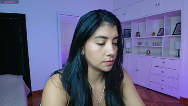 Snapshot of nina_moen chatting on 9, 10, 2025 nina moen online show from 9, 10, 2025