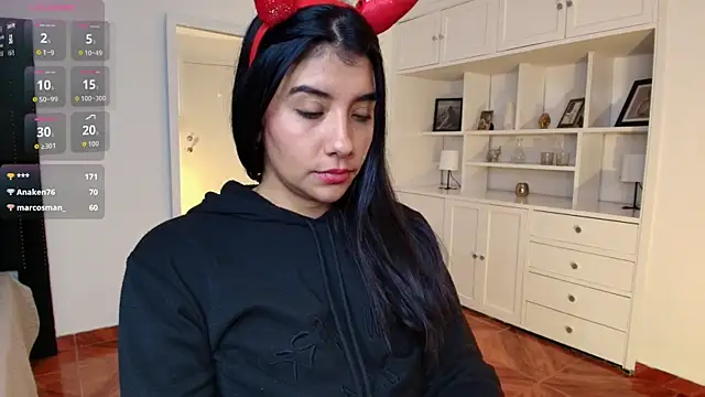 Snapshot of nina_moen chatting on 12, 10, 2025 nina moen online show from 12, 10, 2025