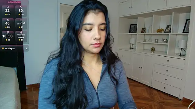 Snapshot of nina_moen chatting on 23, 11, 2025 nina moen online show from 23, 11, 2025