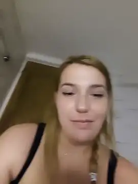 Snapshot of Sakura_2000 chatting on 12, 3, 2026 Sakura 2000 online show from 12, 3, 2026