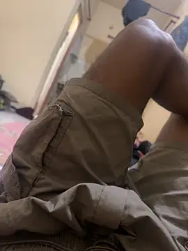 lele122277 online show from 18, 4, 2026