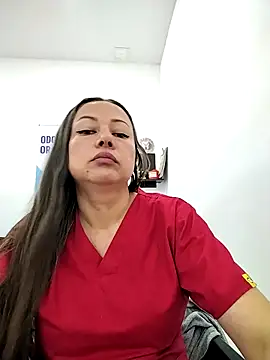 Snapshot of Madisson-04_ chatting on 5, 11, 2025 Madisson-04 online show from 5, 11, 2025