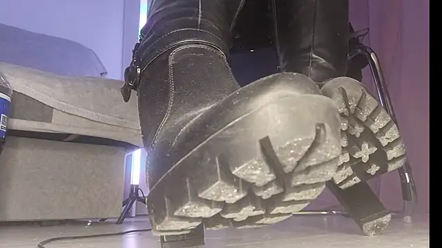 CruelSiren online show from 25, 10, 2025