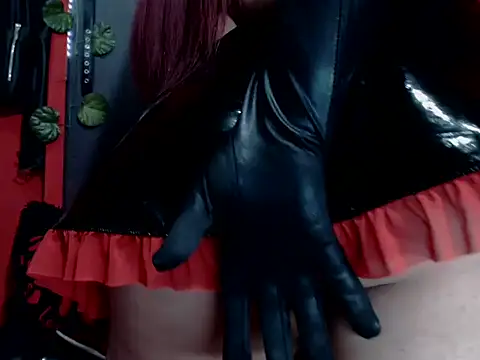 Evadiryxxx online show from 21, 4, 2026